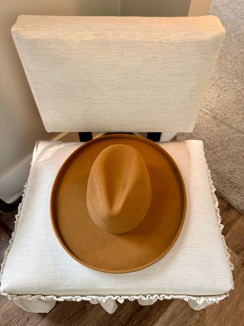 GIGI PIP Womens Wide-Brim Fedora in Camel Brown-Jillian Pencil